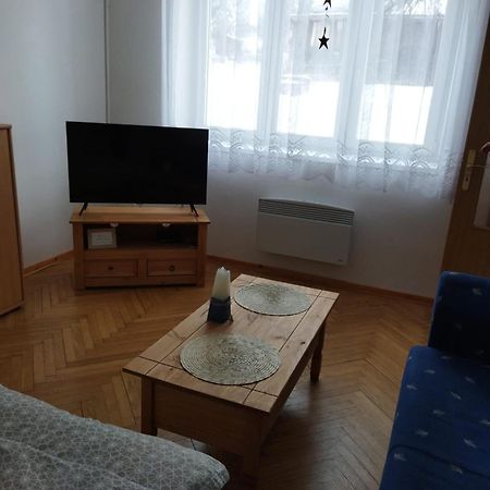 Apartman Rokytnice Nad Jizerouアパートメント エクステリア 写真