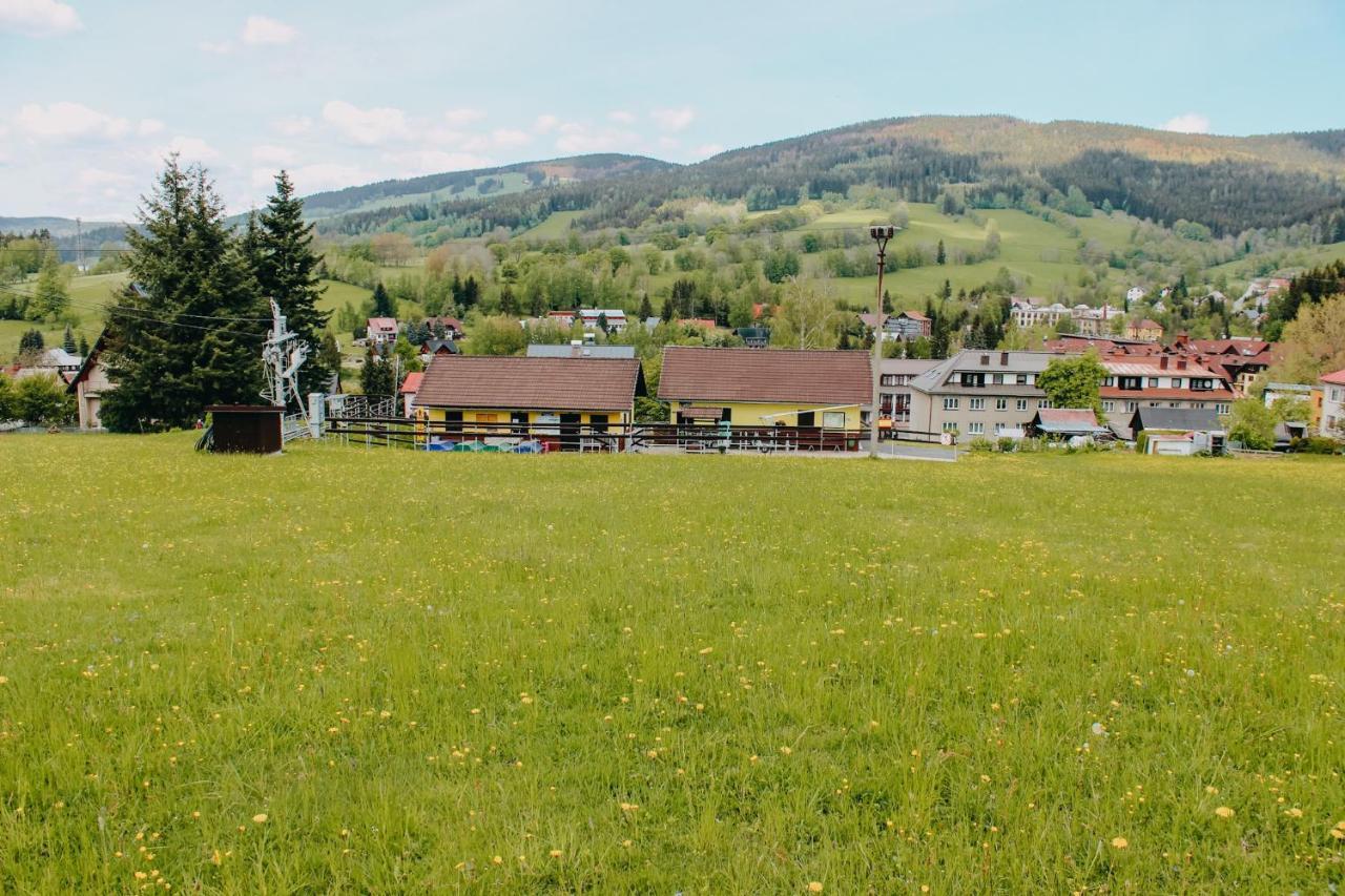 Apartman Rokytnice Nad Jizerouアパートメント エクステリア 写真